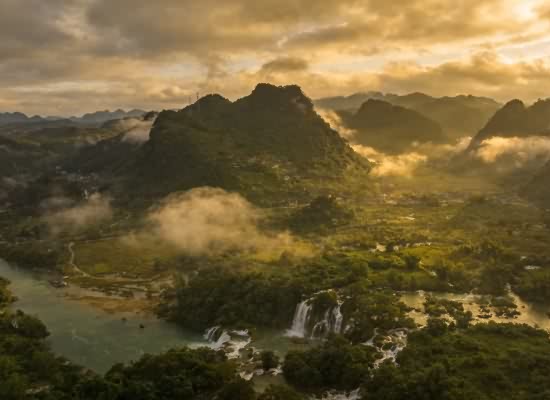 长三角安葬新视角：深度解析湖州墓地中的安吉龙山源